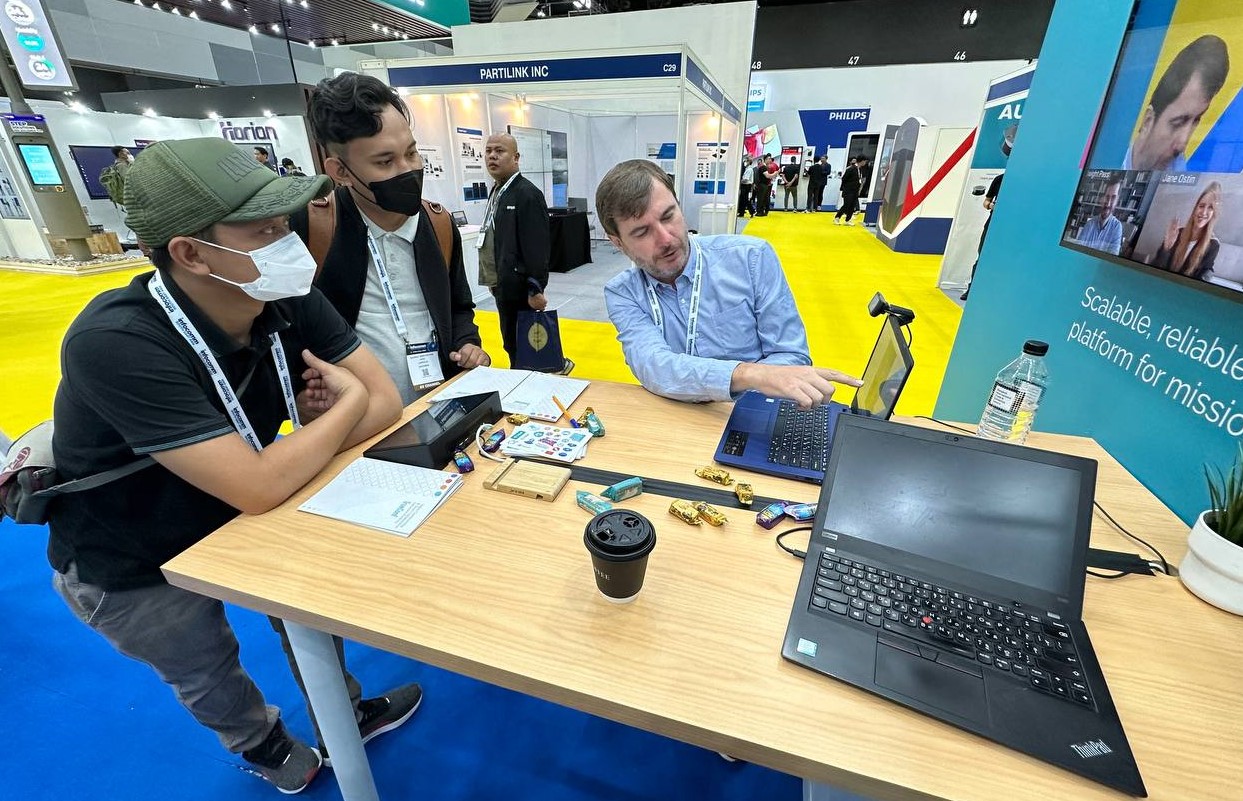 TrueConf showcased AI-powered video collaboration features at InfoComm Southeast Asia 2022 2